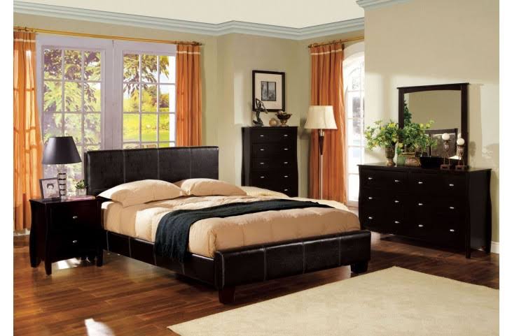 Oversized Cal King Bed U374093