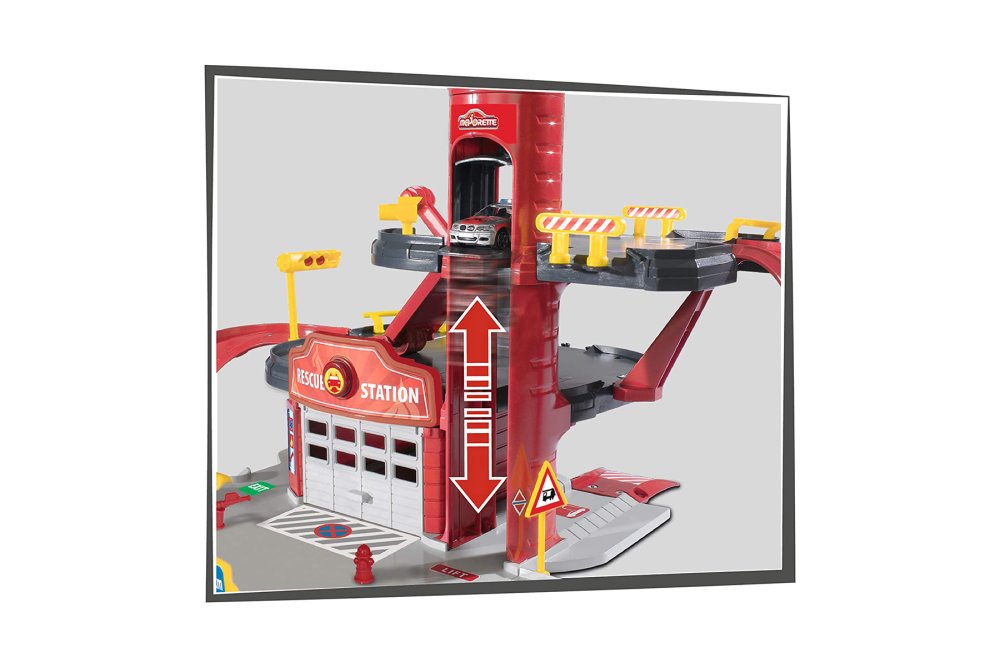 Rescue Station with 5 Vehicles Assortment, 1/64 scale Playset I48081