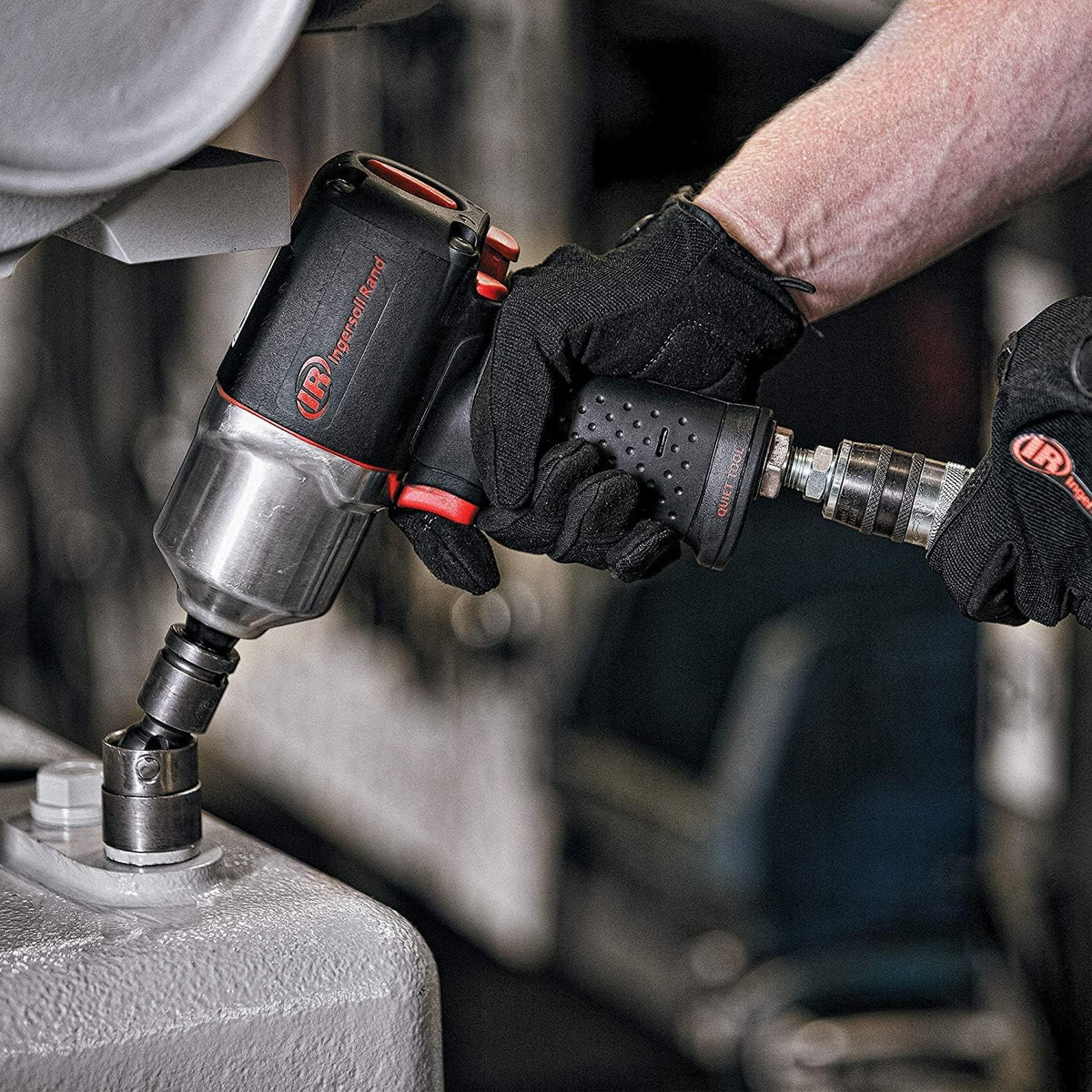 1/2" Drive Air Impact Wrench, 1,100 ft-lbs Torque, Black M89516