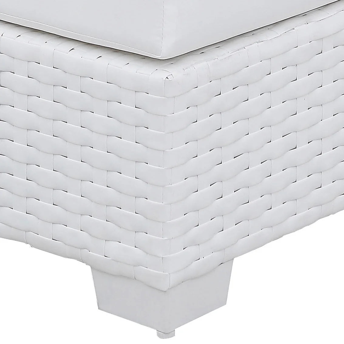 White Outdoor Corner Chair U602953