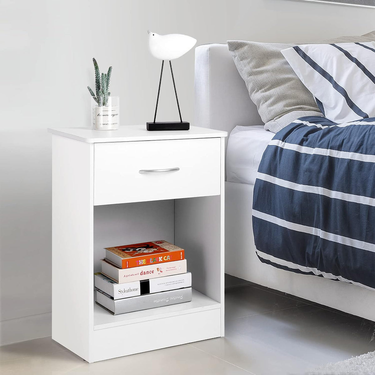 Black Nightstand with Drawers Q140506