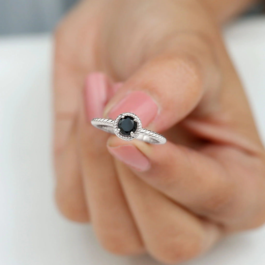 Natural Black Onyx Solitaire Ring, 925 Sterling Silver, US 4.00 X594