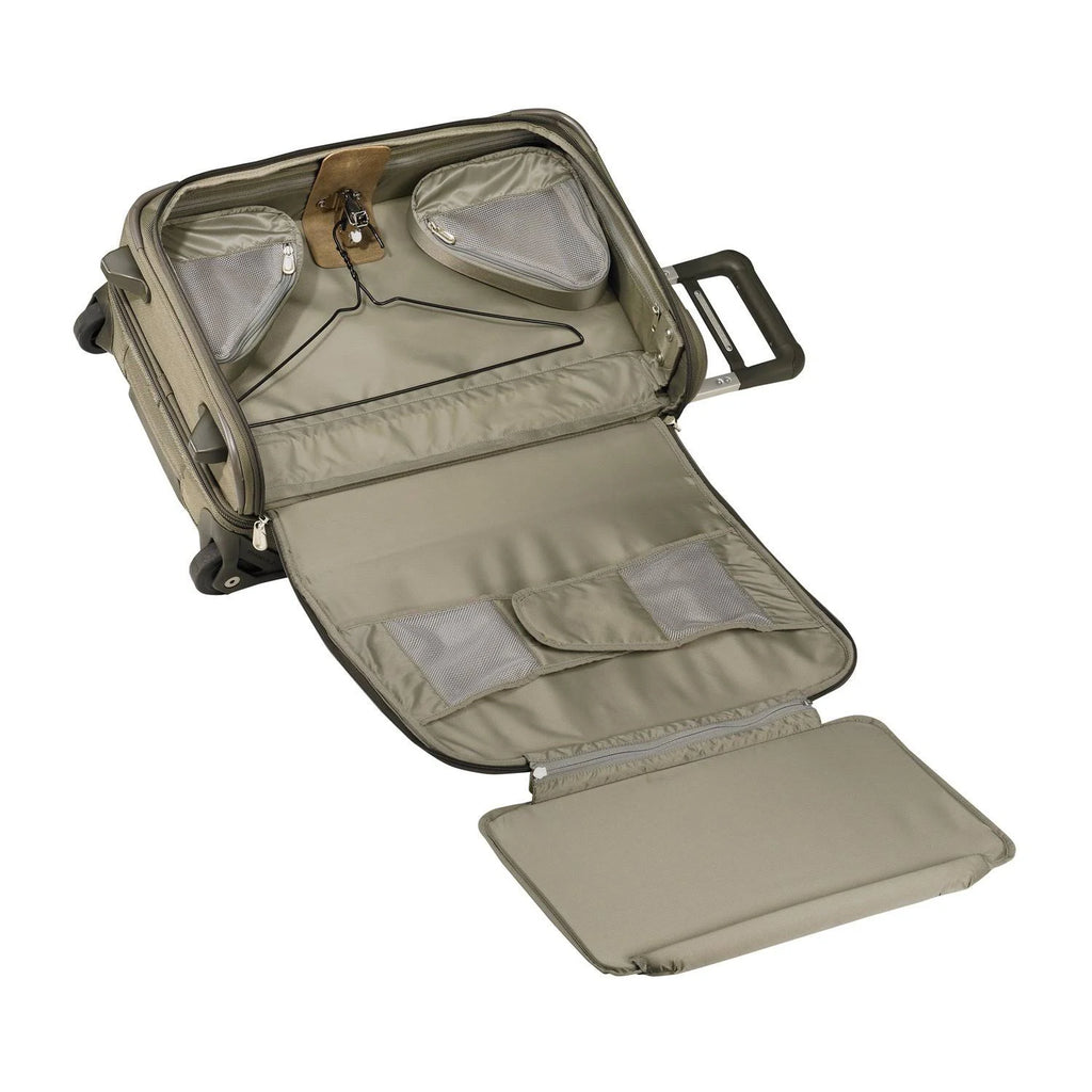 Black Carry-On P7424
