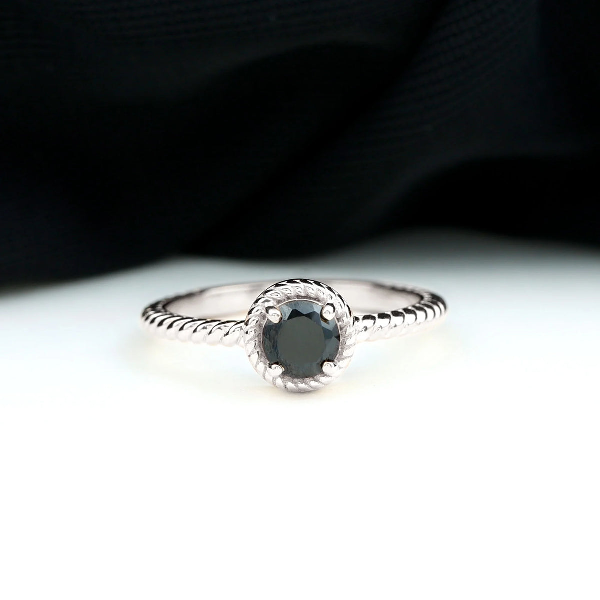 Natural Black Onyx Solitaire Ring, 925 Sterling Silver, US 4.00 X594
