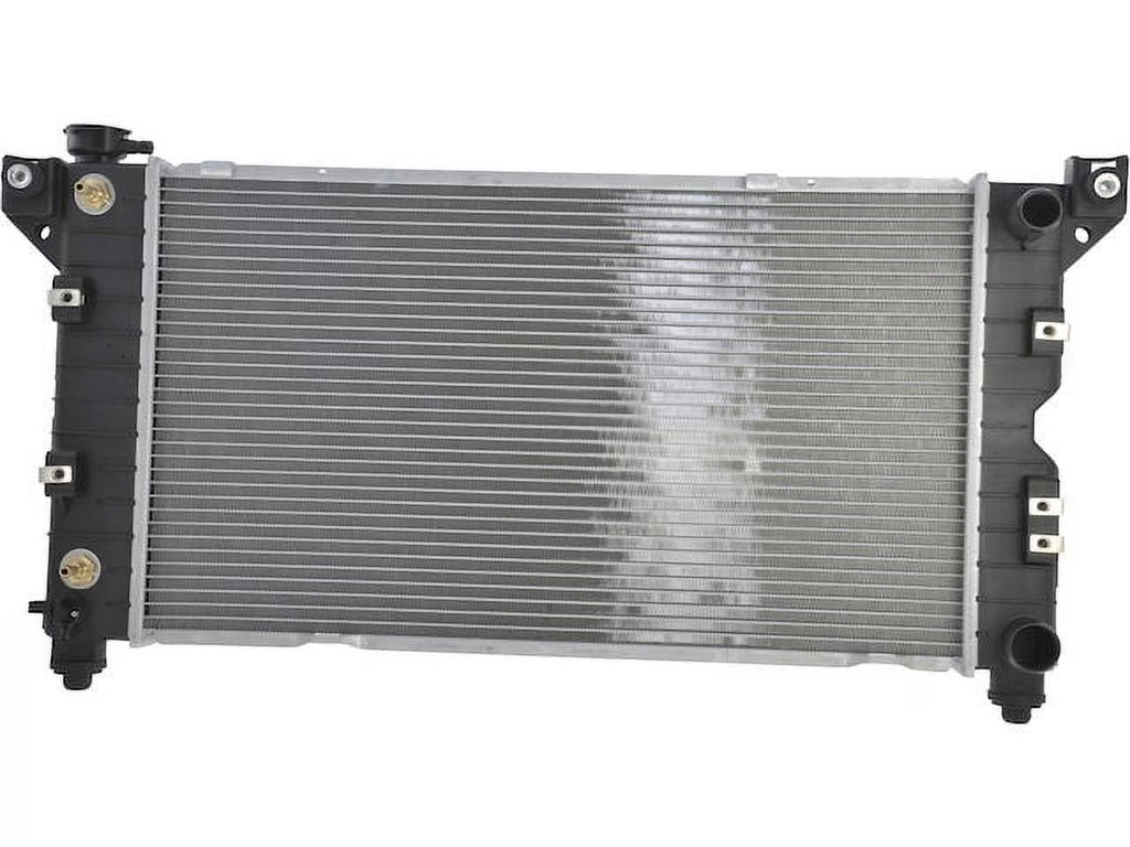 Radiator for 1996-2000 Dodge Caravan Q126