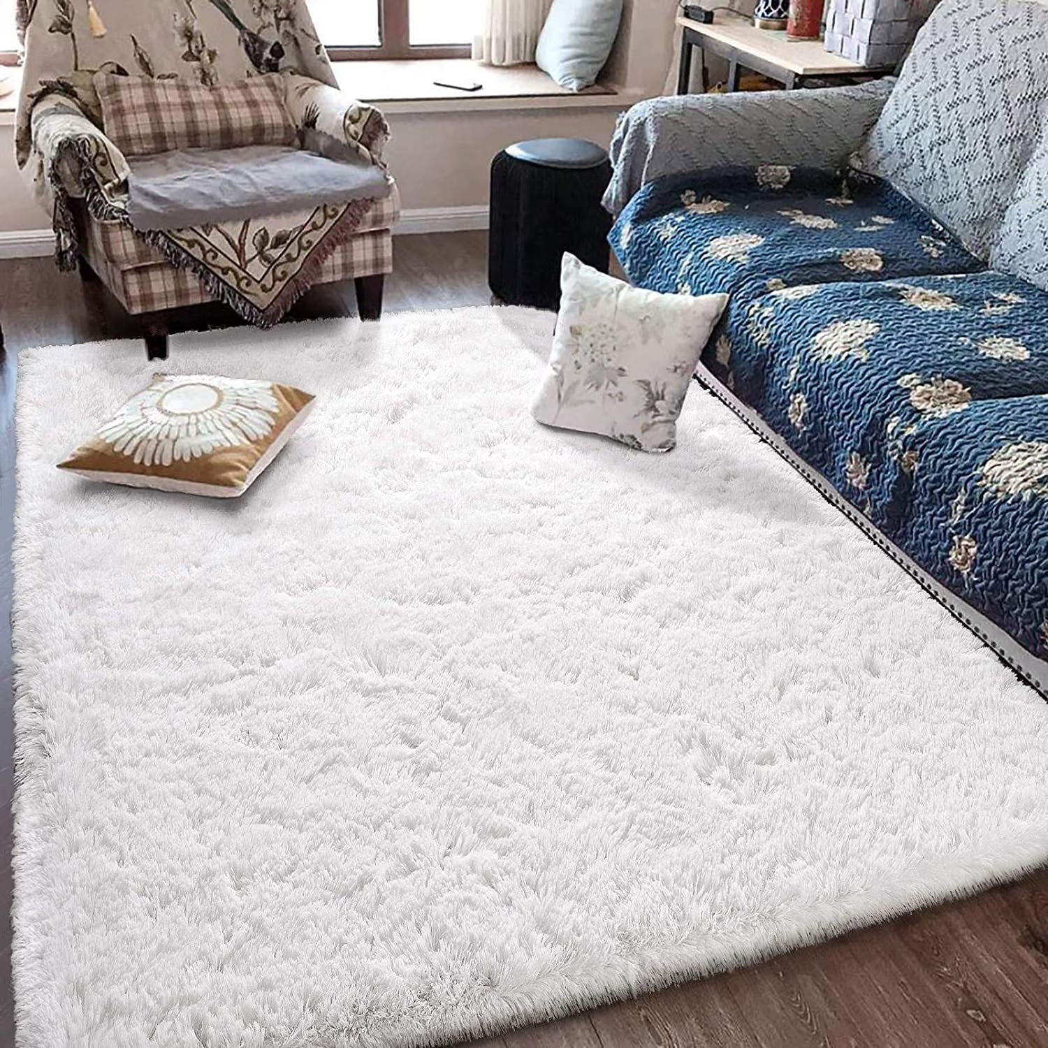Cream Shaggy Area Rug, 5x8ft A15971